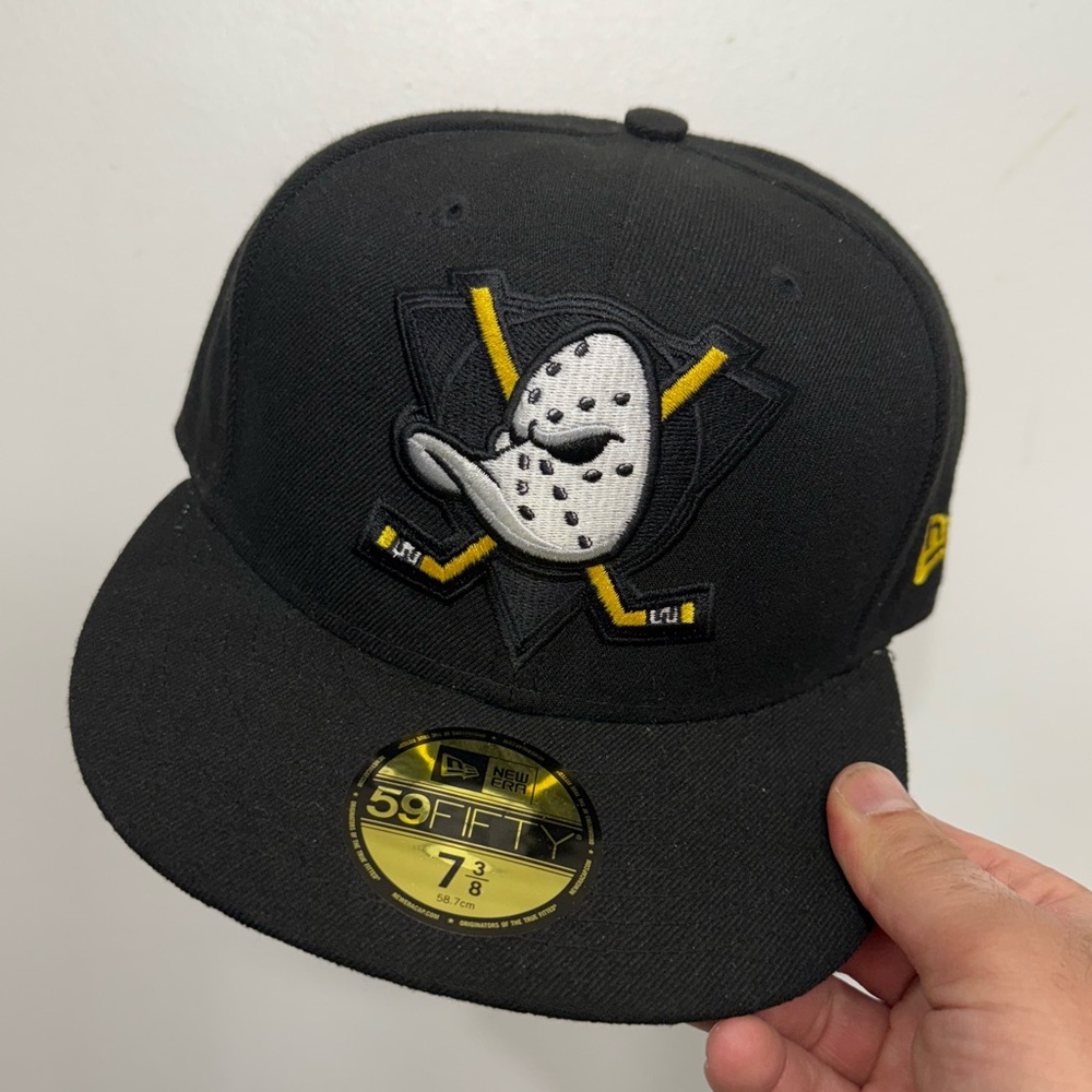 Black and Yellow/Gold Mighty Ducks 59FIFTY Cap